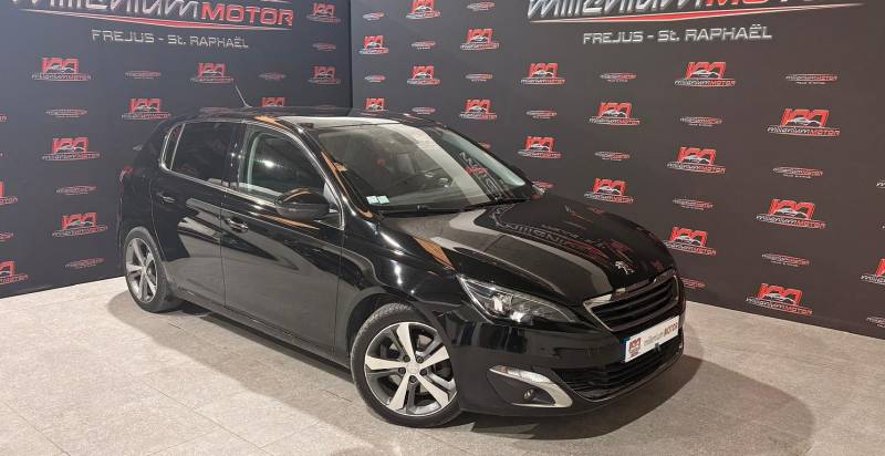 Peugeot 308 à vendre chez Millenium Motor 83