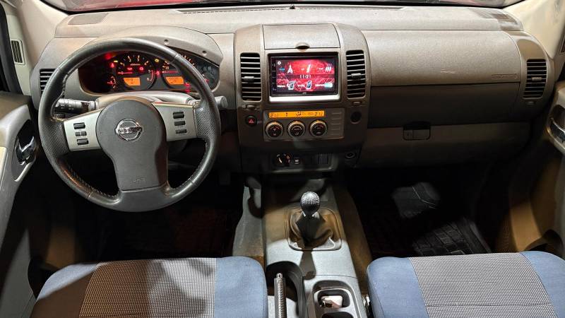 Nissan NAVARA à vendre chez Millenium Motor 83