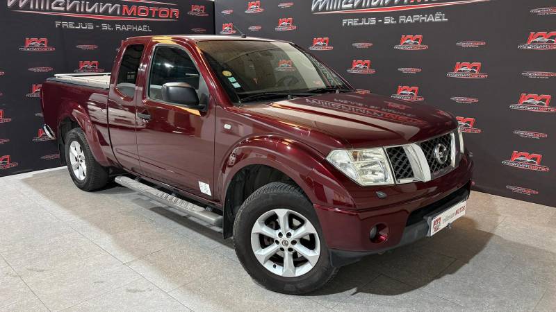 Nissan NAVARA à vendre chez Millenium Motor 83