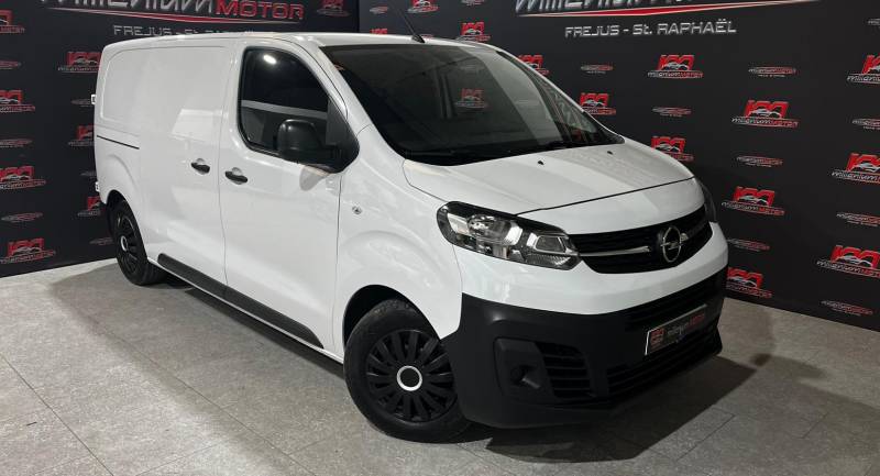 OPEL VIVARO à vendre chez Millenium Motor 83