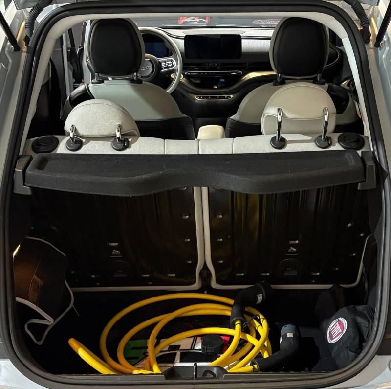 Véhicule d'occasion - FIAT FIAT 500 Electrique 42 kWh - La Prima 3 + 1 - Garantie 6 mois