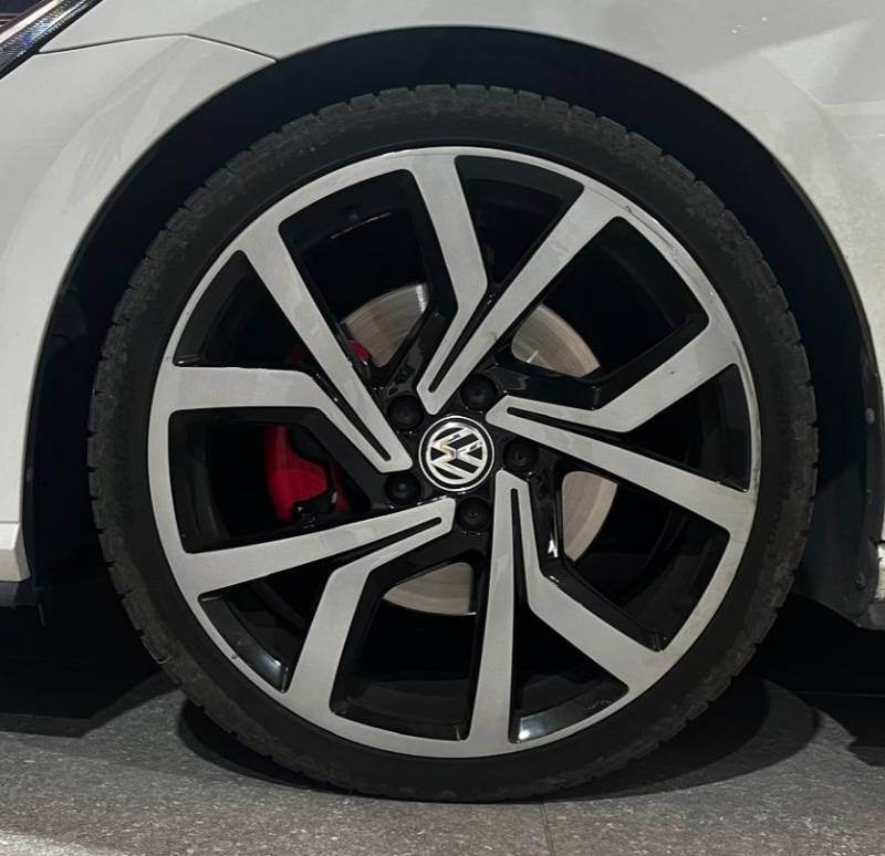 Golf 7 Gti à vendre chez Millenium Motor 83