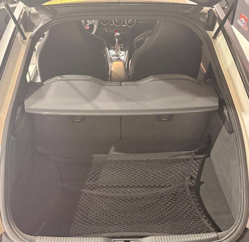 Véhicule garantie 6 mois