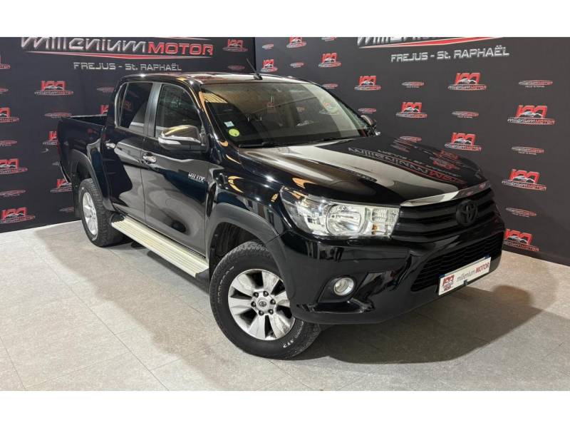 TOYOTA HILUX à vendre chez Millenium Motor 83