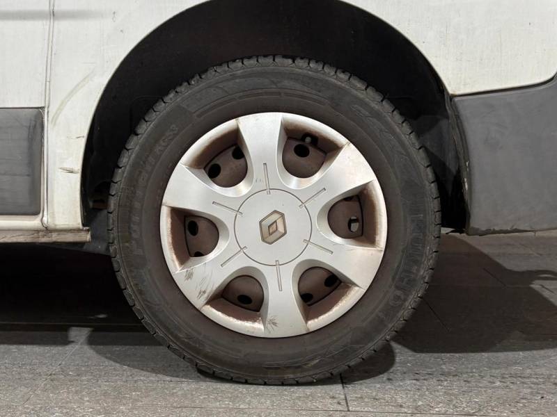 Renault trafic à vendre chez Millenium Motor 83