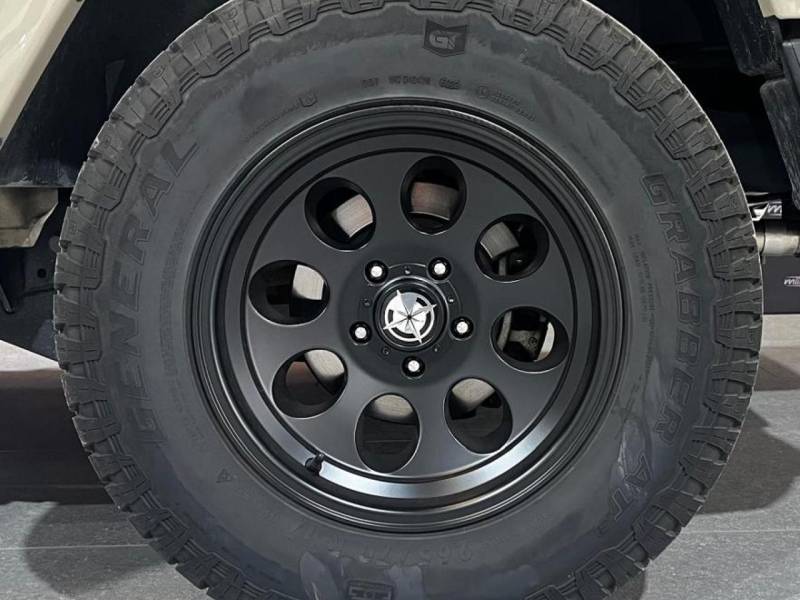 Véhicule garantie 6 mois