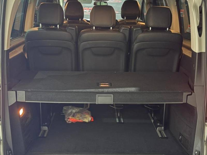 Mercedes Classe V à vendre chez Millenium Motor 83