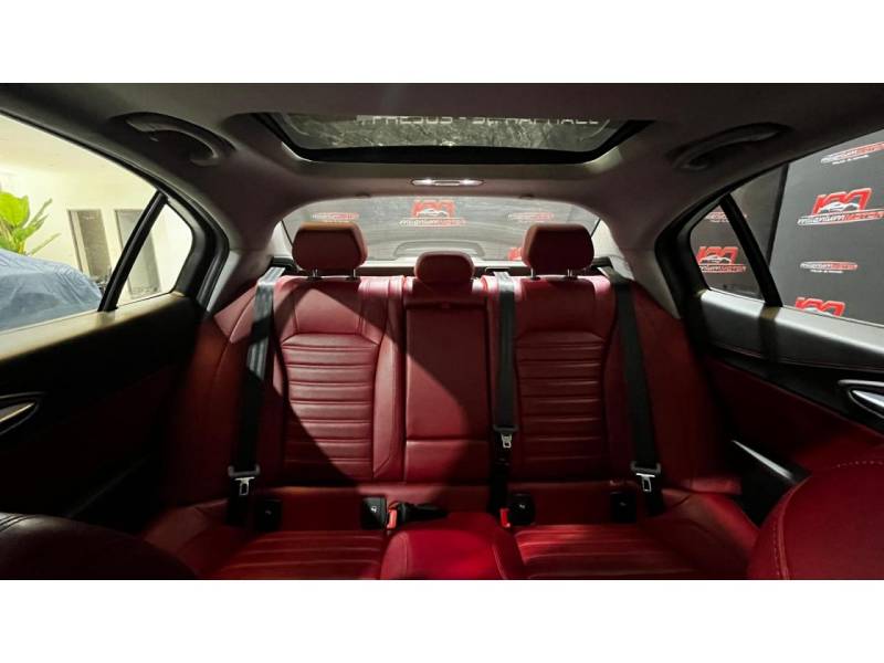 Alfa Roméo Giulia à vendre sur Puget sur argens