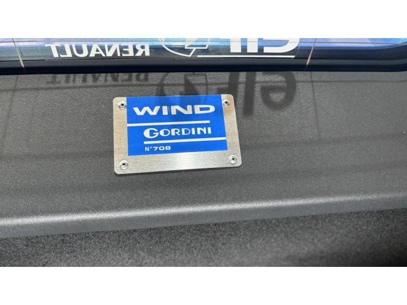 Renault Wind à vendre chez Millenium Motor 83