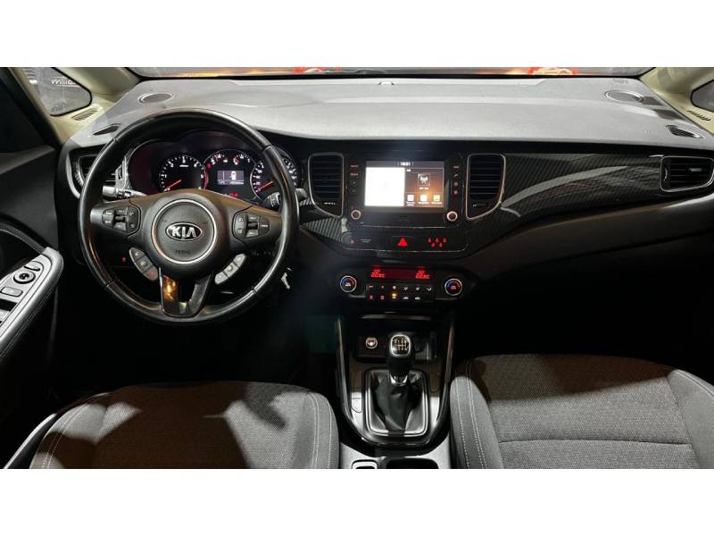 KIA Carens à vendre chez Millenium Motor 83