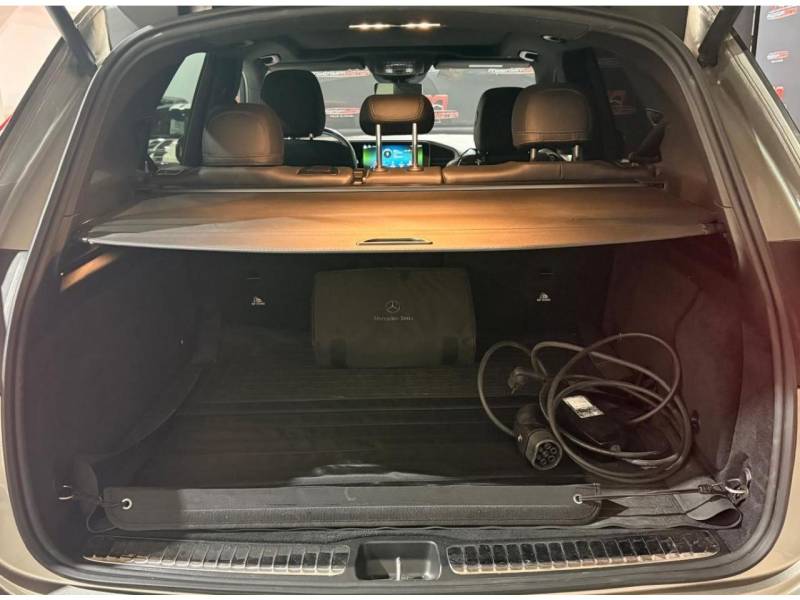 Mercedes GLE à vendre chez Millenium Motor 83